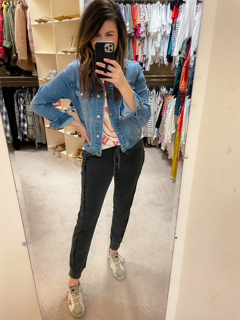 SALE! On the Move Joggers in Black *Final Sale*