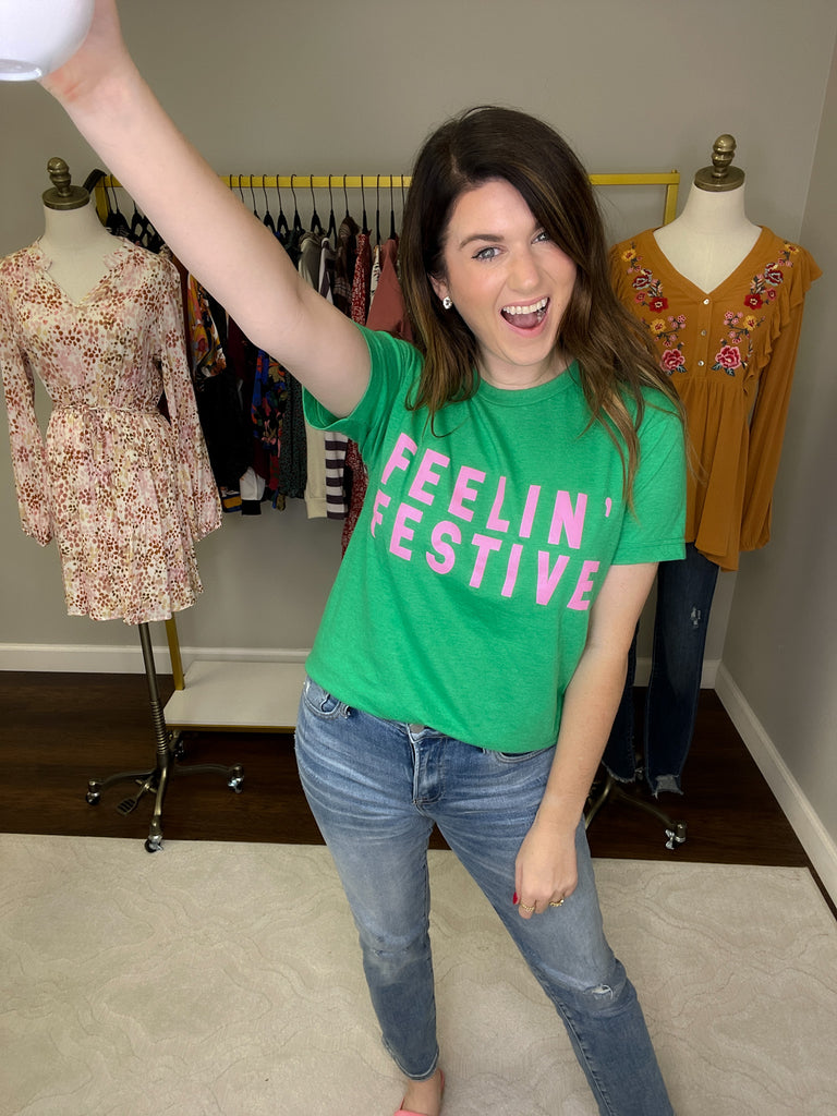 *BELLES & DOORBUSTER* Feelin' Festive Tee *Final Sale*