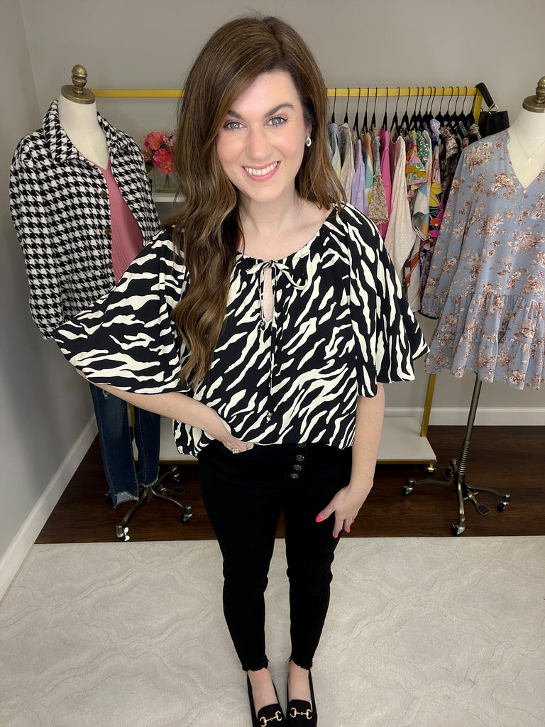 Stripe a Pose Top in Black