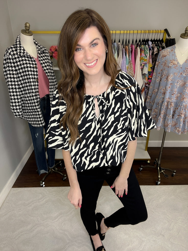 Stripe a Pose Top in Black