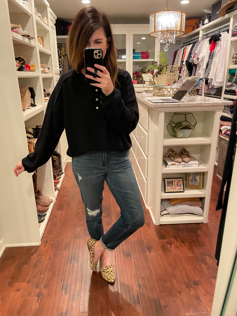 Judy Blue Brooks Patched Knee Boyfriend Jeans