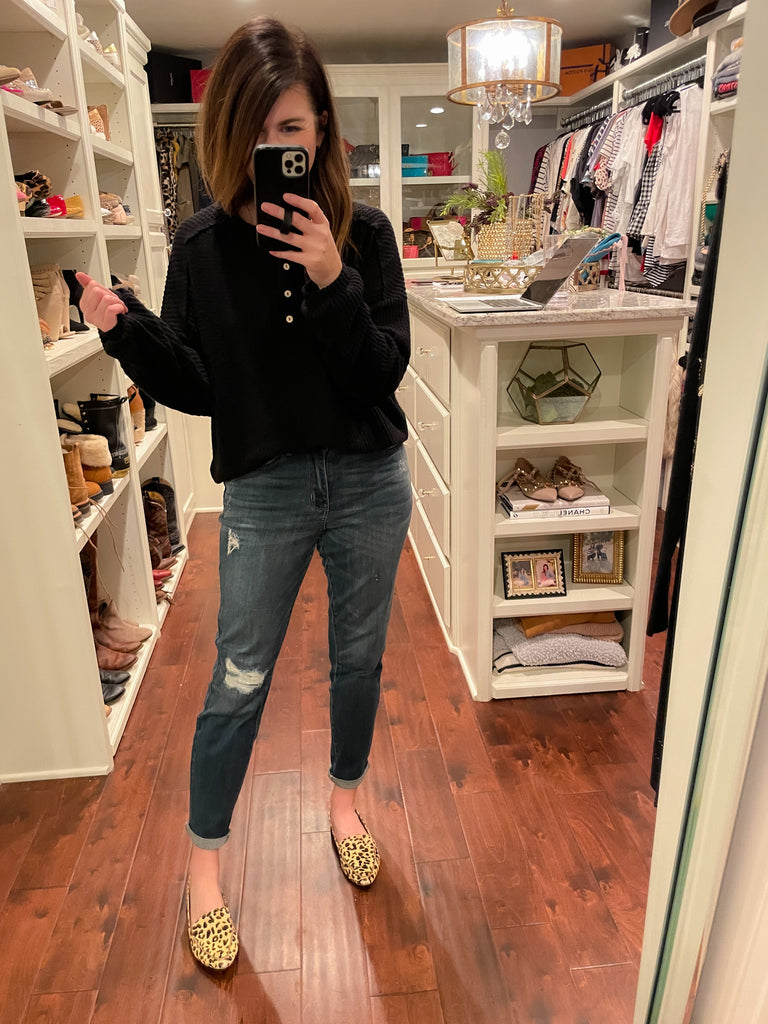 Judy Blue Brooks Patched Knee Boyfriend Jeans