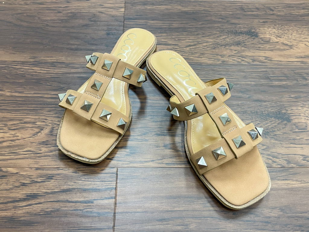 SALE! Minerva Sandals in Camel *Final Sale*