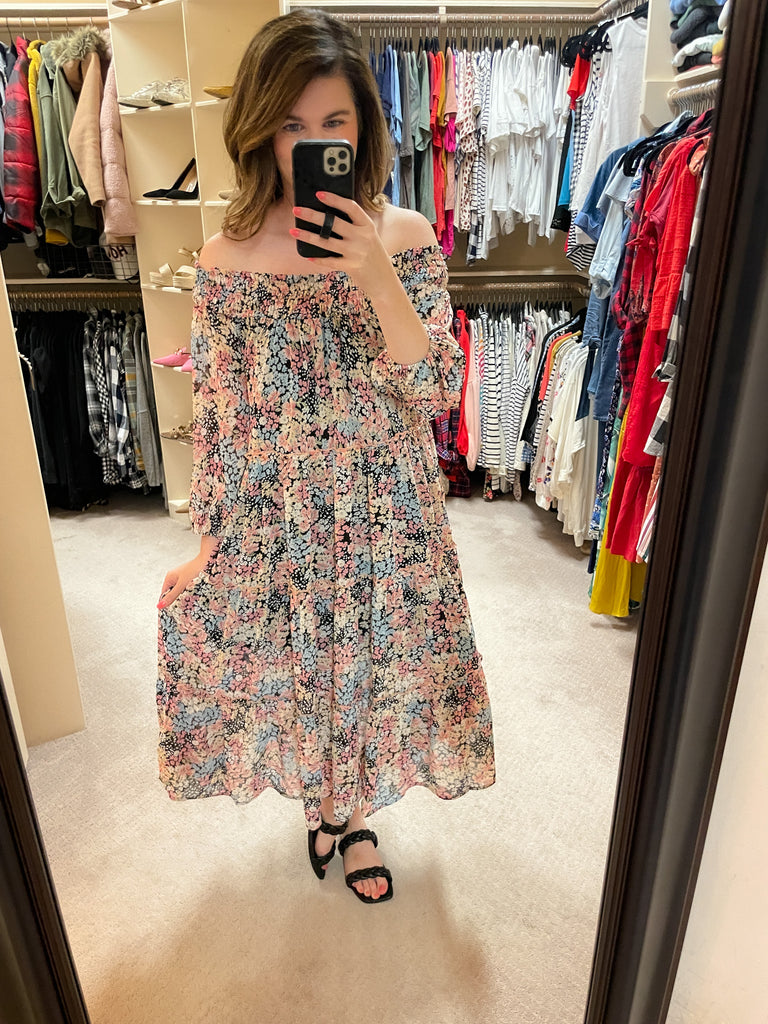 SALE! Paint a Picture Midi Dress in Black *Final Sale*