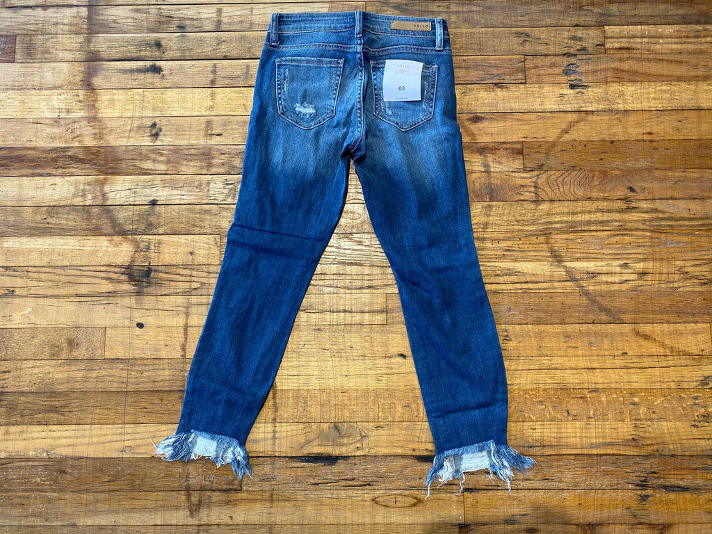 Ladera Destroyed Skinny Jeans