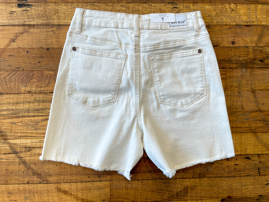 Judy Blue Waikiki Short in Ecru