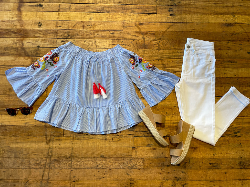 SALE! *BELLES & DOORBUSTER* Dreamy Destination Top *Final Sale*