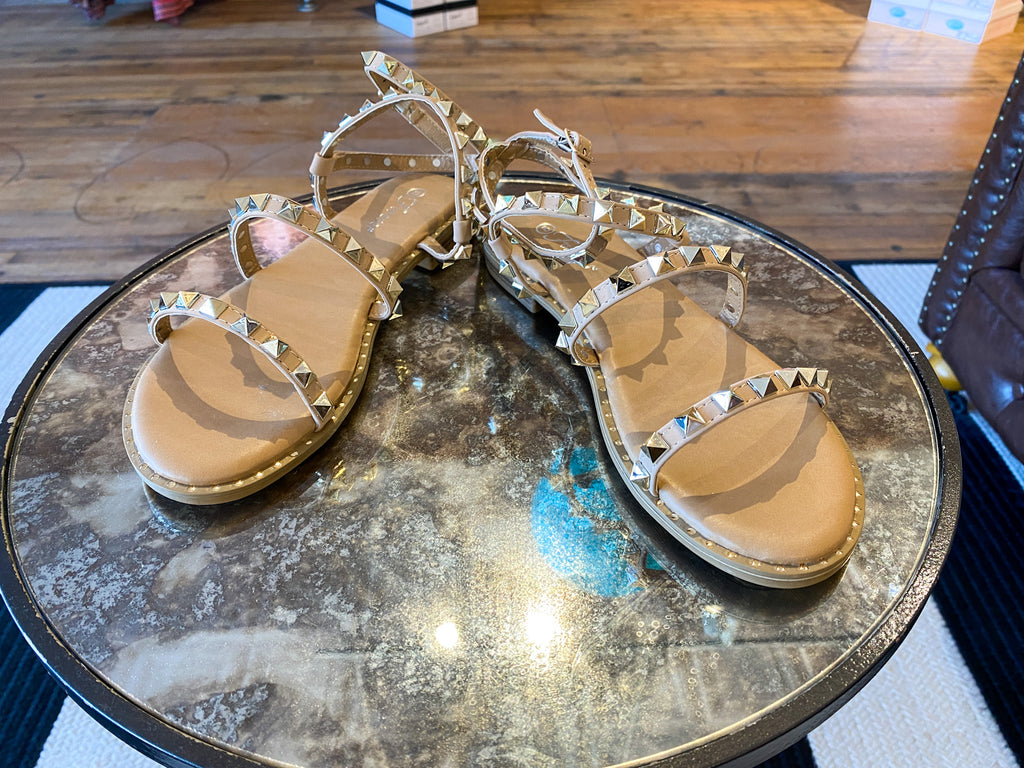 Ready to Travel Sandals in Taupe
