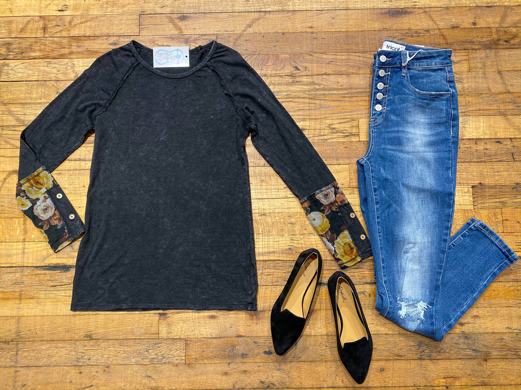 SALE! Lexi Button Cuff Top *Final Sale*