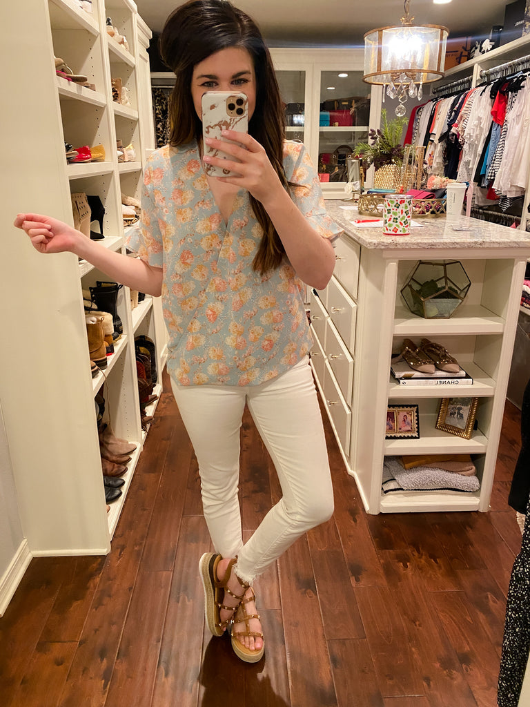 SALE! Remi Floral Top in Mint *Final Sale*