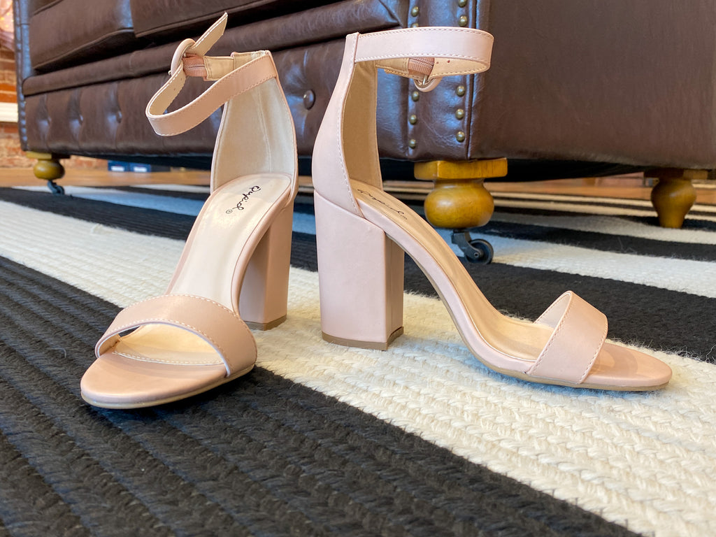 SALE! Sweet Spot Heels in Nude *Final Sale*