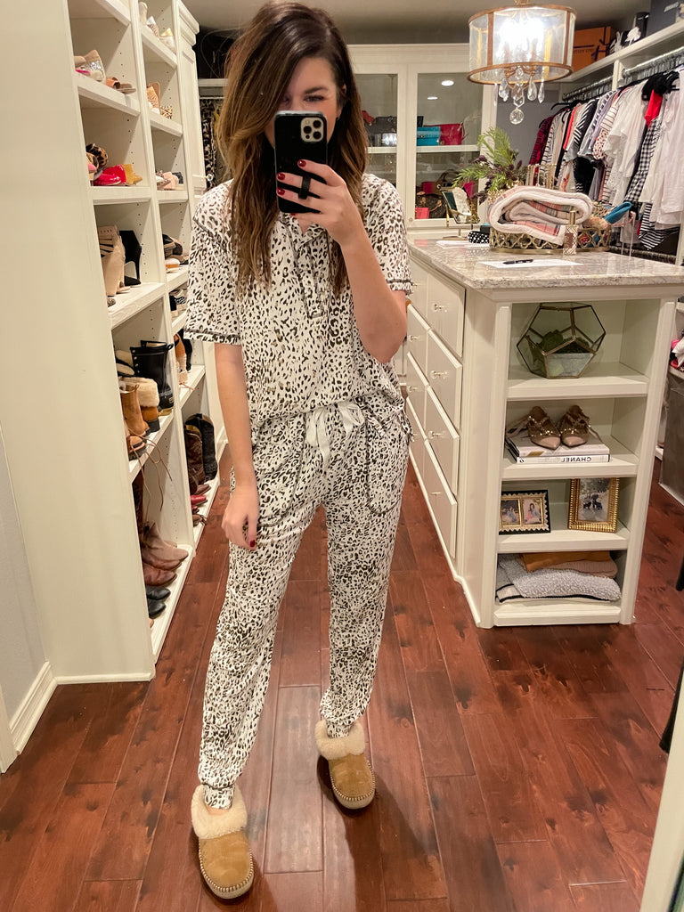 Cozy Living Tee in Off White