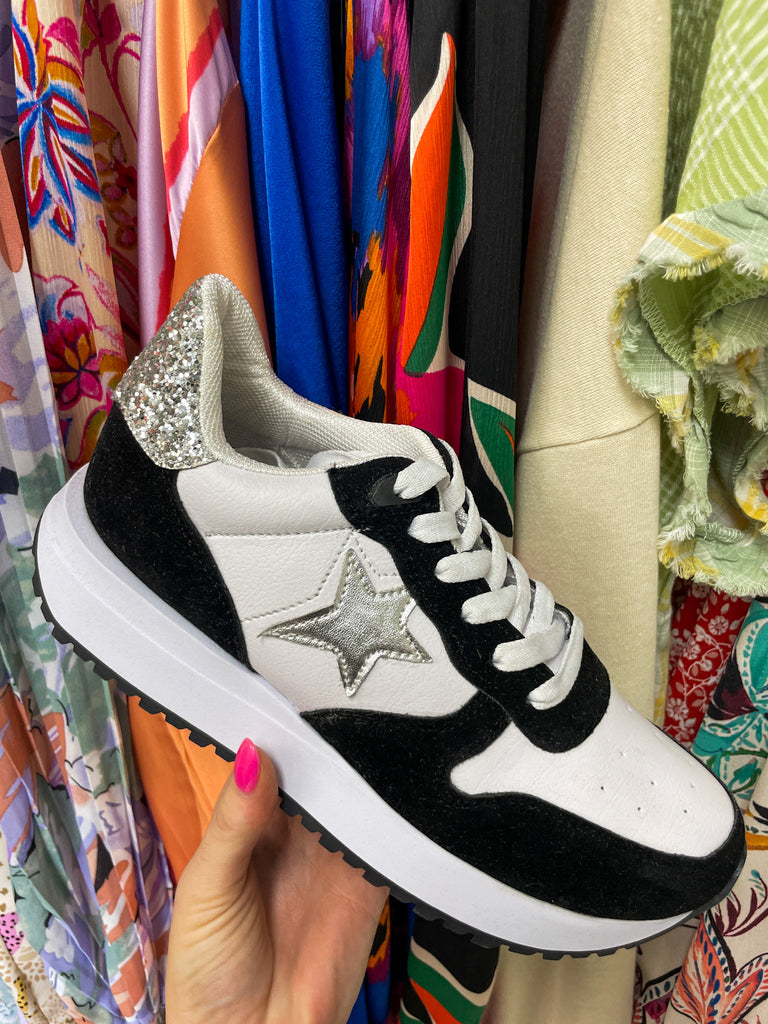 Ace Sneakers in Black/White