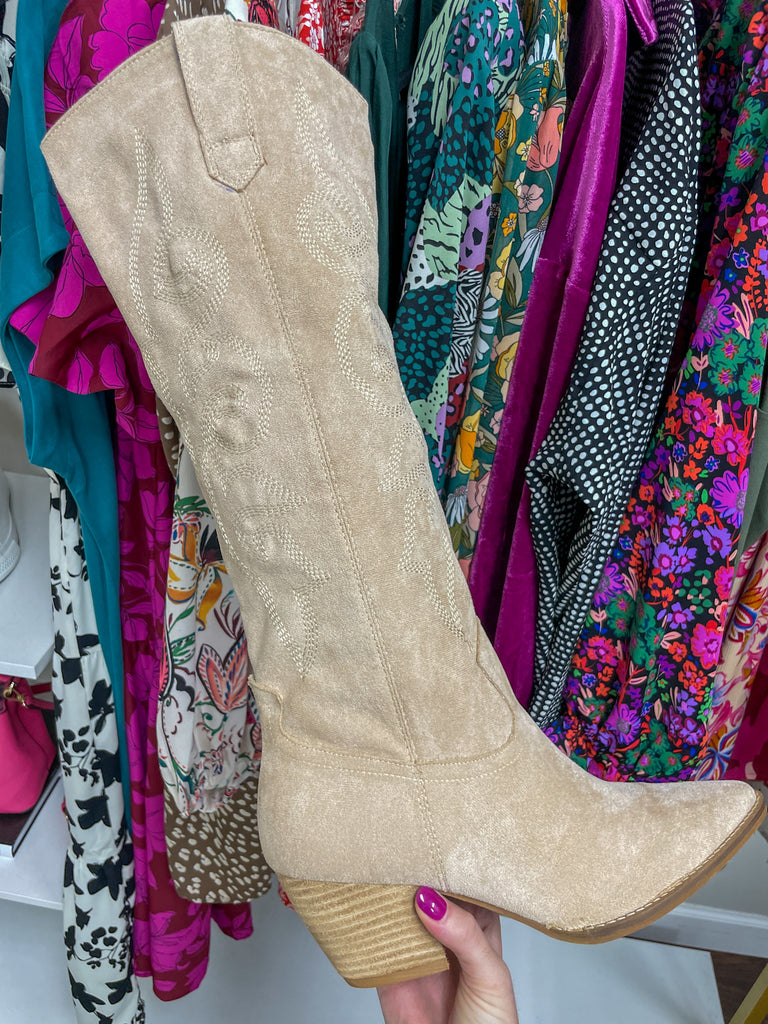 Beatrice Western Boots in Taupe