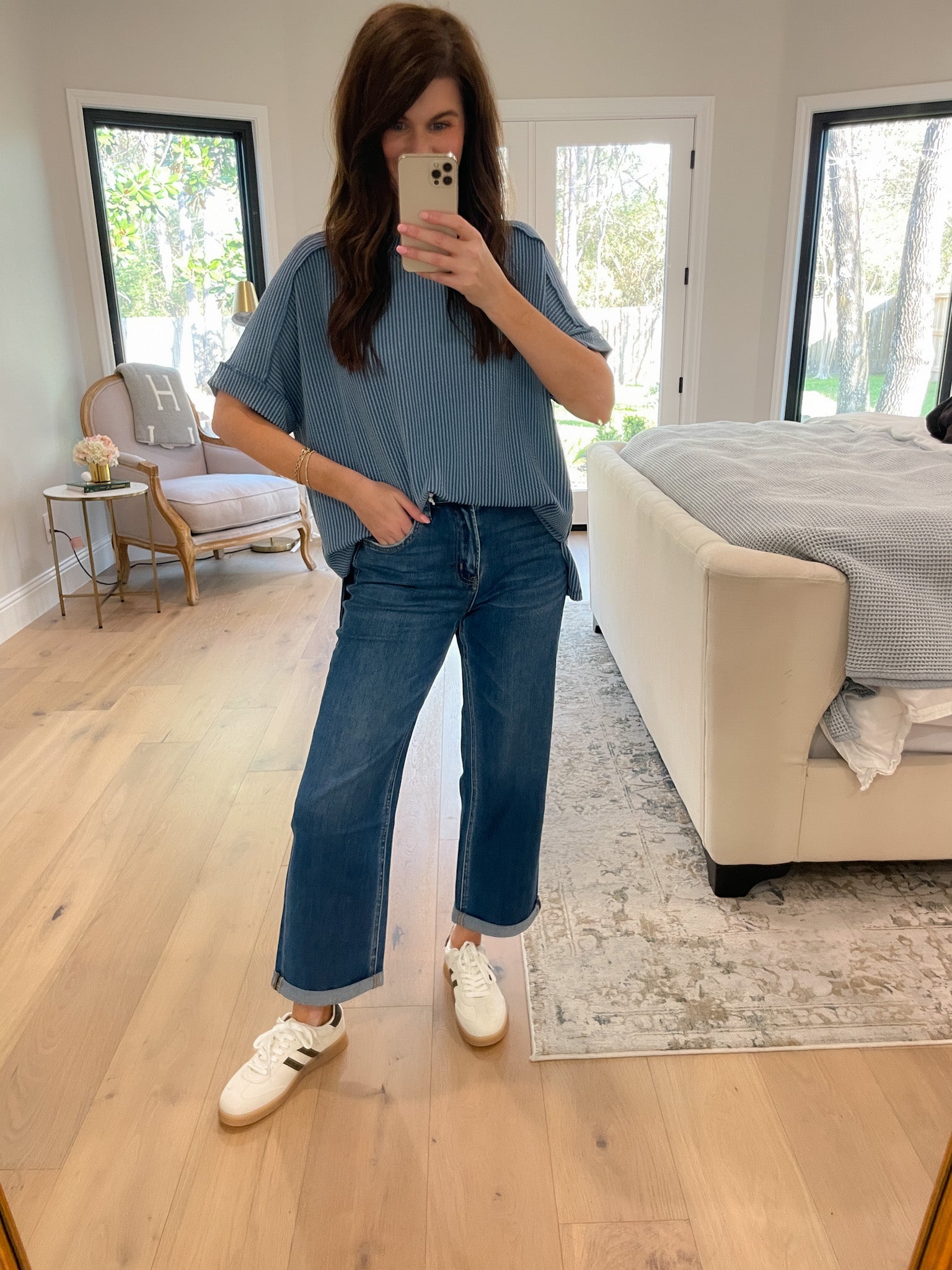 Vervet Ocean Eyes Cuffed Straight Leg Jeans