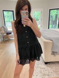 City Break Eyelet Set in Black