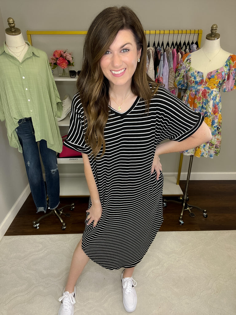 SALE! Keep it Simple Midi Dress