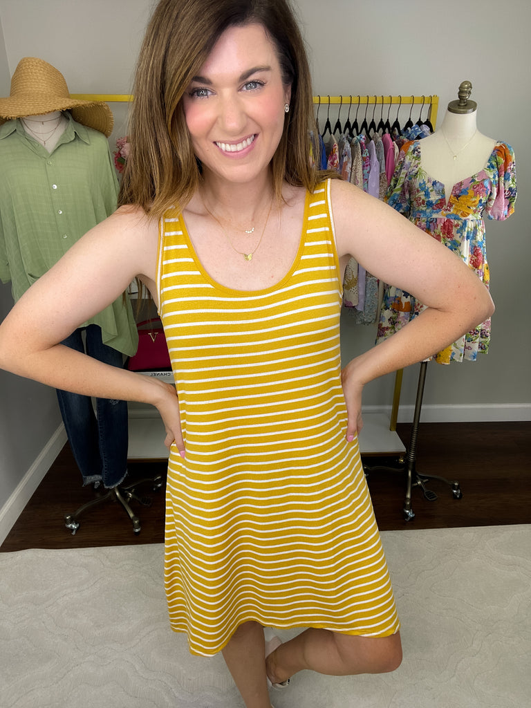 *BELLES & DOORBUSTER* Seeing Clearly Dress in Mustard and Blue