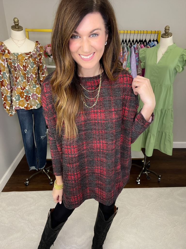 *BELLES & DOORBUSTER* October in Lubbock Tunic in Red/Black