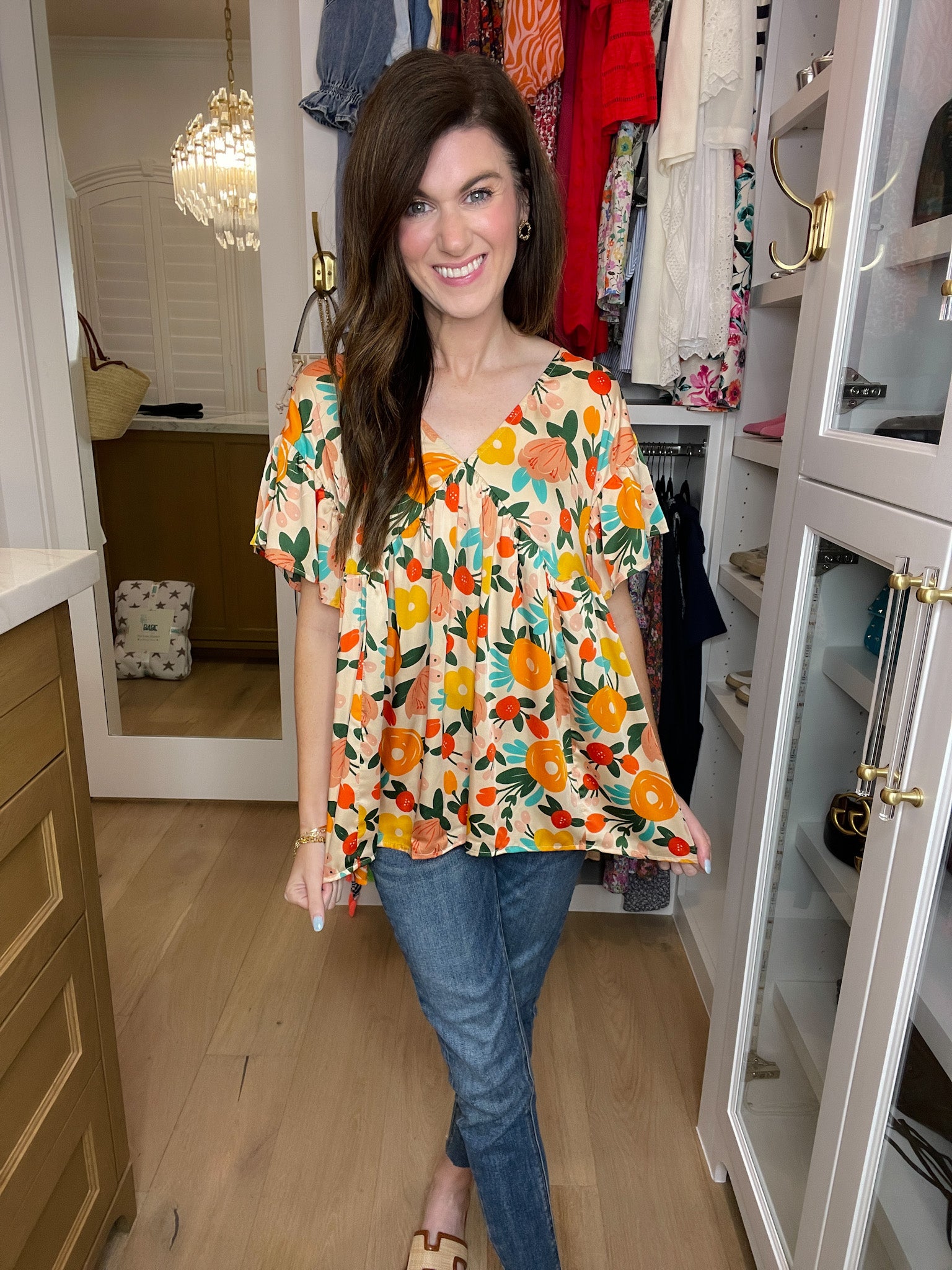 *BELLES & DOORBUSTER* Time to Twist Floral Top *Final Sale*