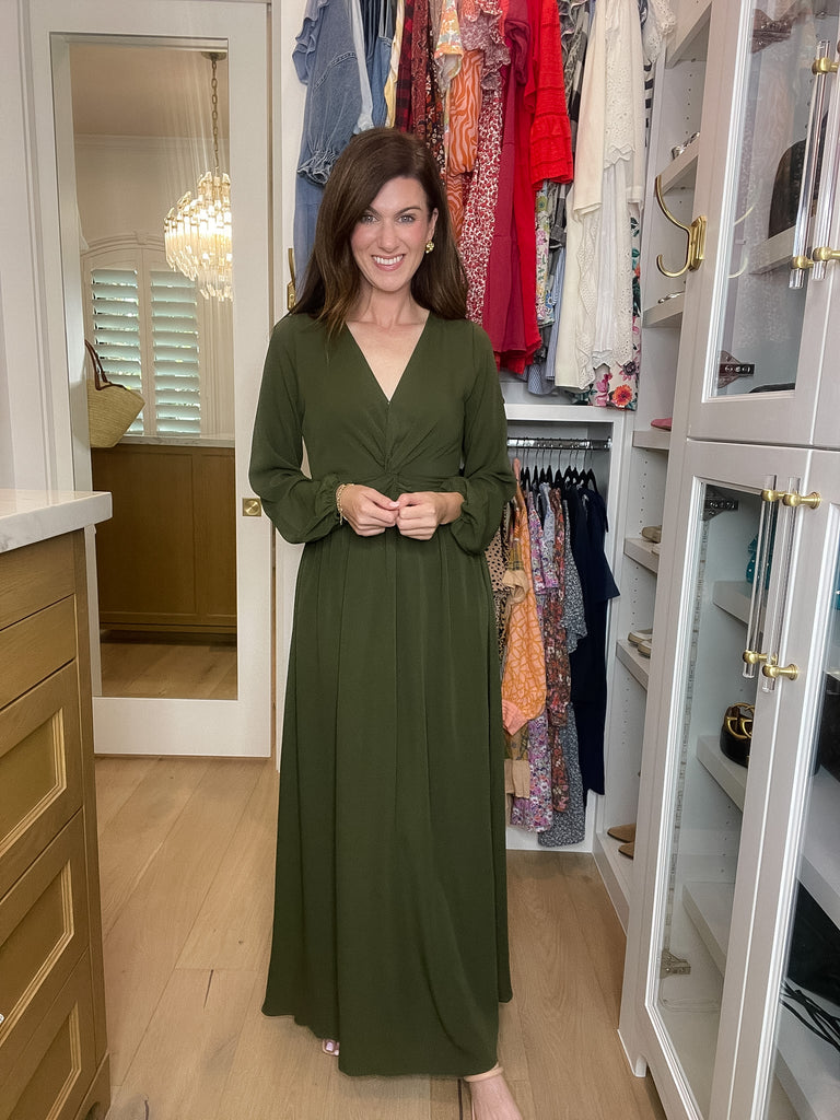 *BELLES & DOORBUSTER* Twist of Fate Maxi Dress in Olive