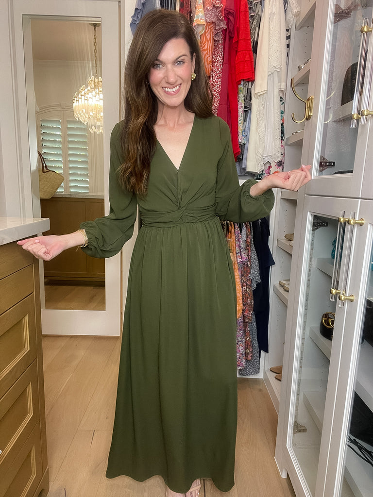 *BELLES & DOORBUSTER* Twist of Fate Maxi Dress in Olive
