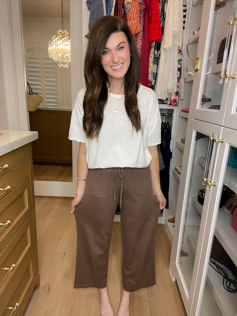 *BELLES & DOORBUSTER* Settle In Lounge Pants in Mocha