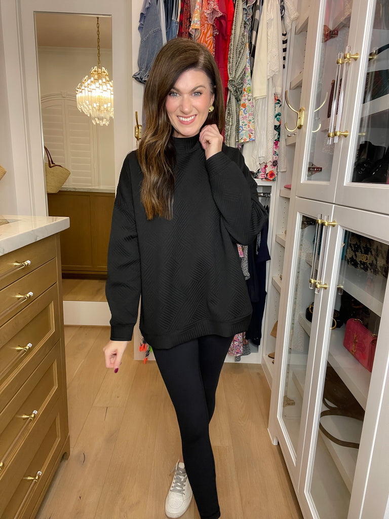 On the Go Textured Pocket Tunic in Black