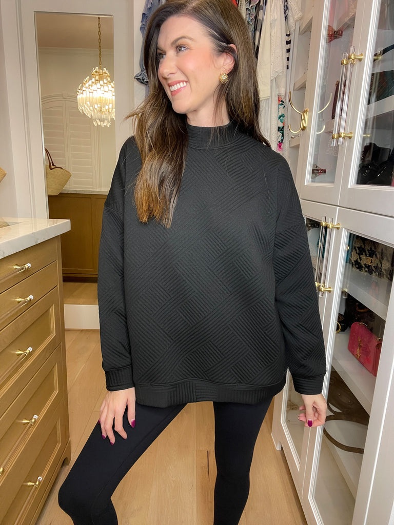 On the Go Textured Pocket Tunic in Black