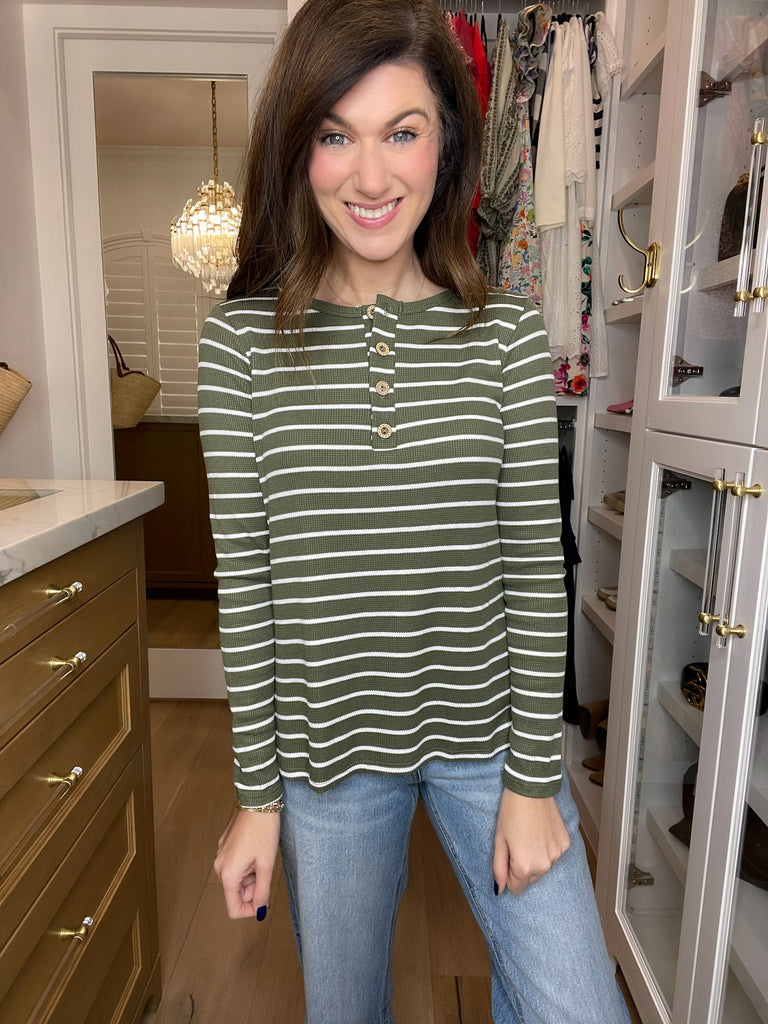 *BELLES & DOORBUSTER* Cedar Ridge Waffle Top in Olive *FINAL SALE*