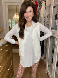 *BELLES & DOORBUSTER* Drop-Off Line Vest in Off White *Final Sale*