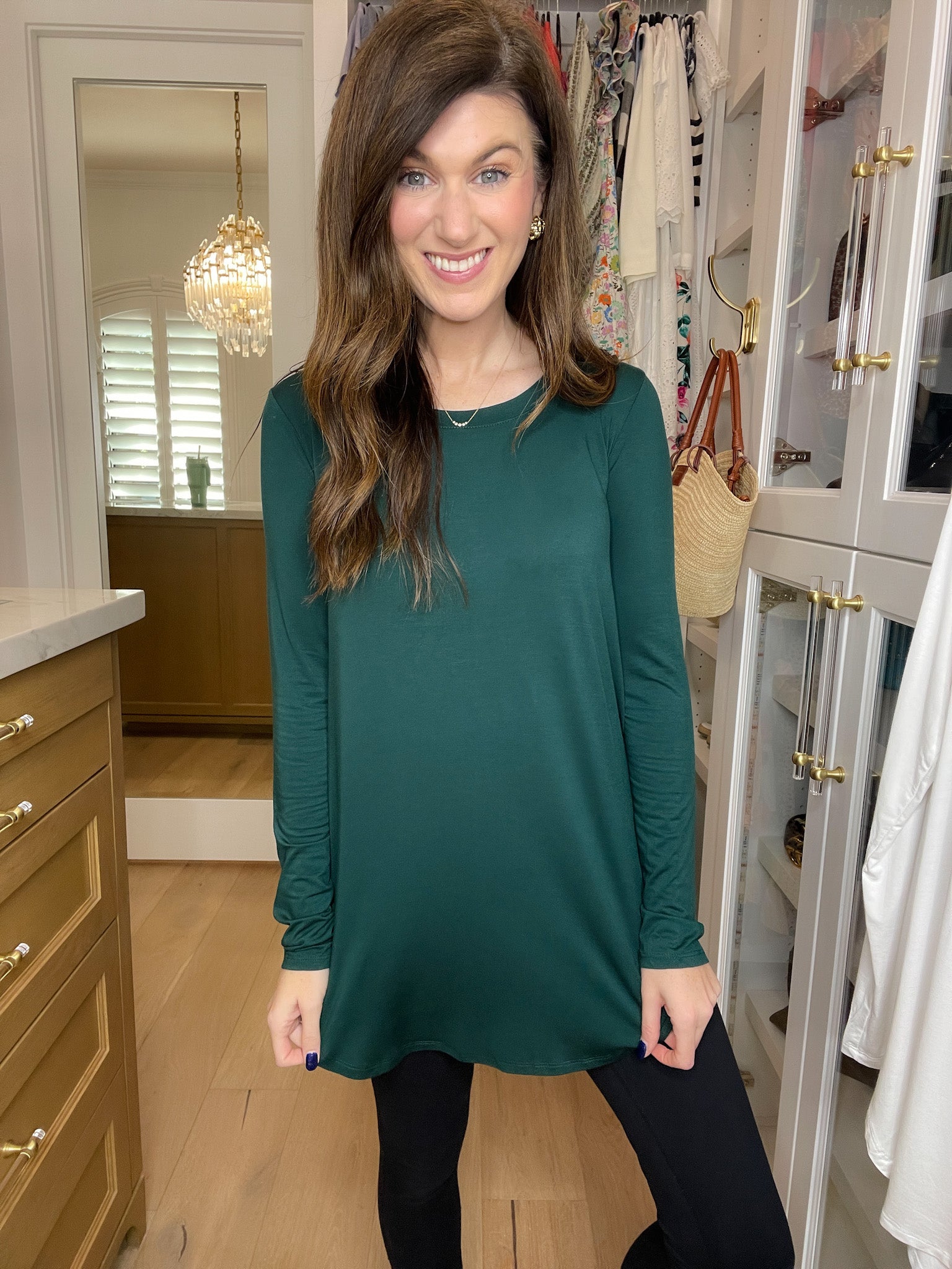 *BELLES & DOORBUSTER* Wayside Long Sleeve Top in Hunter and White *Final Sale*