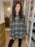 *BELLES & DOORBUSTER* Cue the Easy Tunic in White/Black *FINAL SALE*