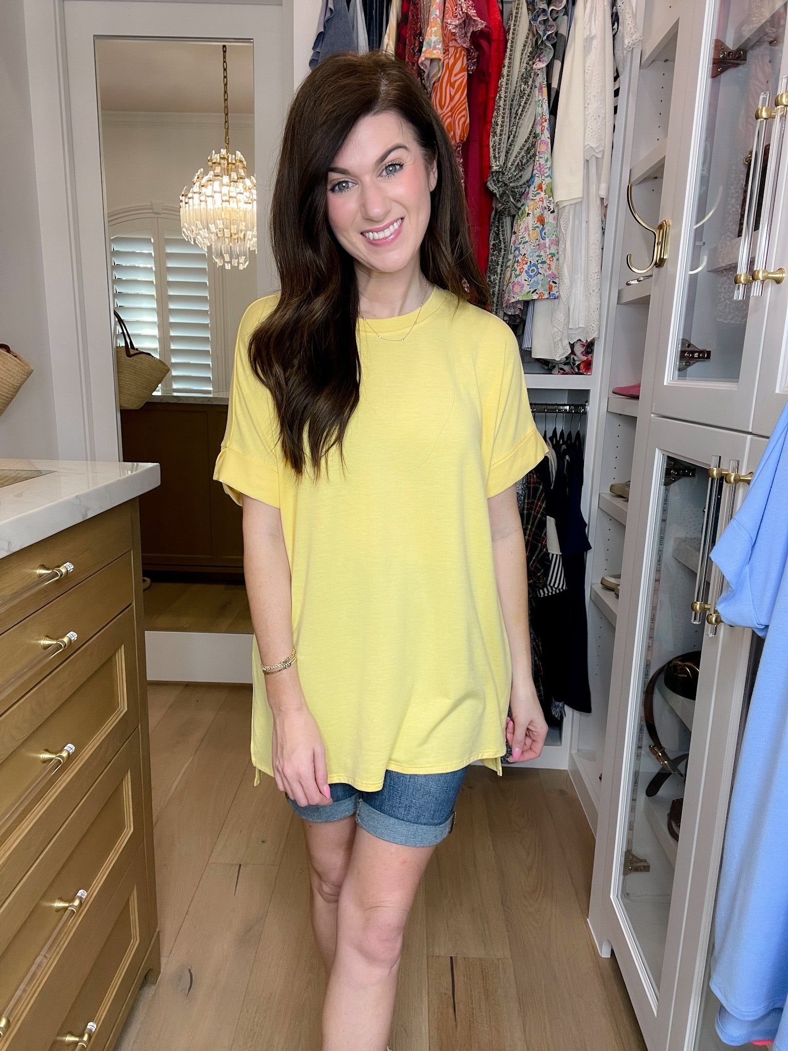 *BELLES & DOORBUSTER* Brighten the Day Tee in Multiple Colors *Final Sale*