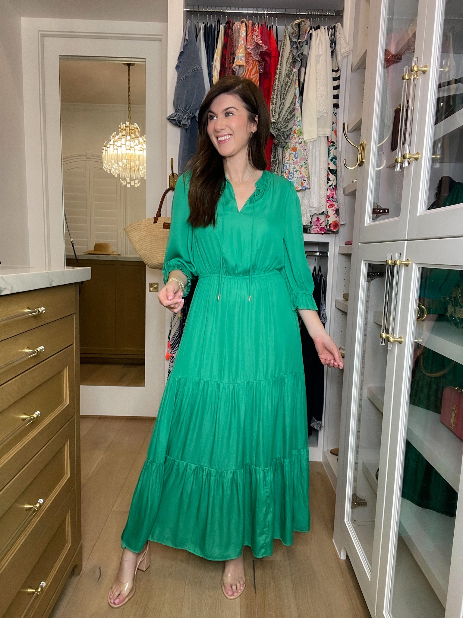 Skies Are Blue Emery Maxi Dress in Kelly Green – Belles and Whistles  Boutique