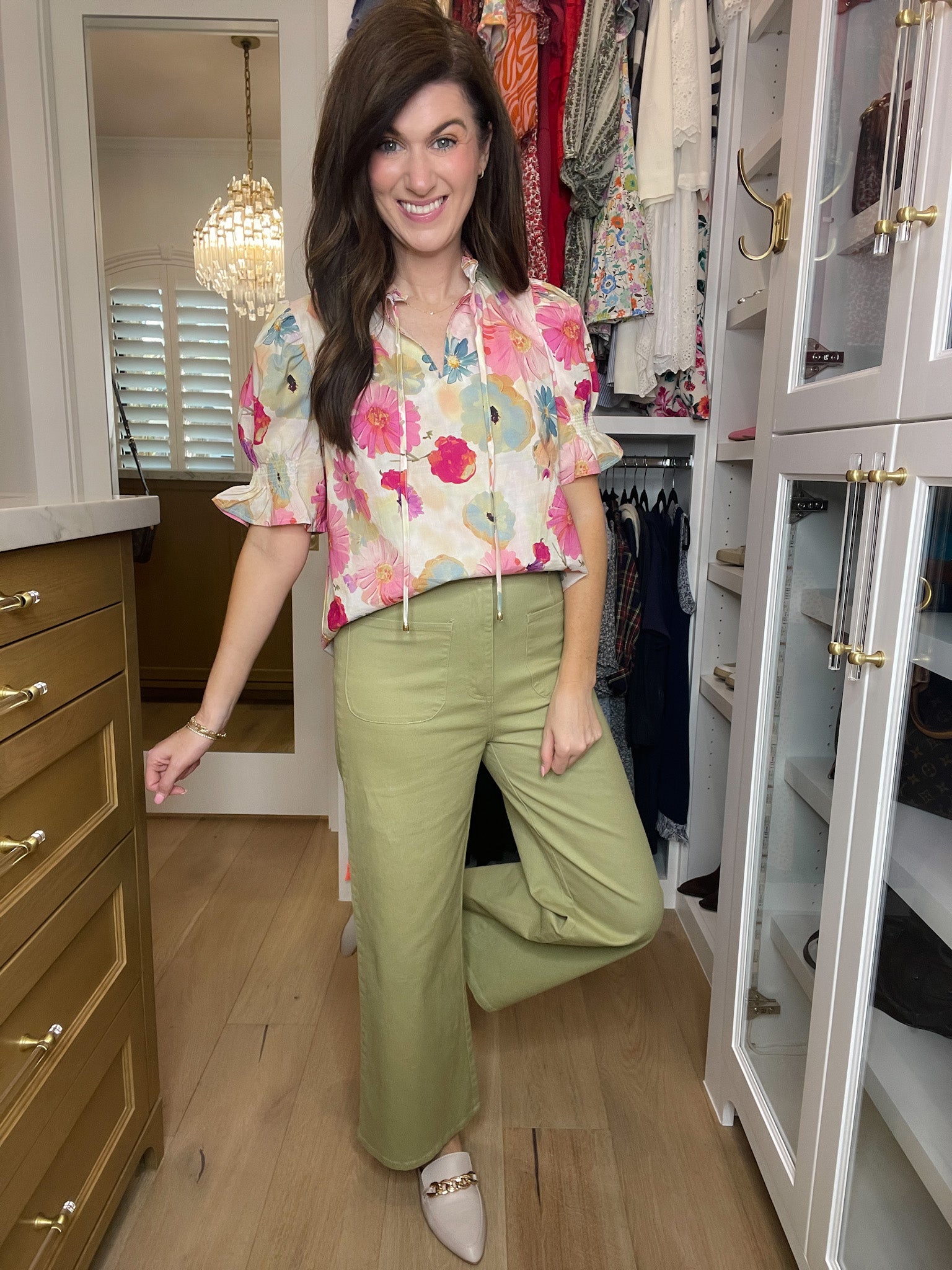 Lennon Patch Pocket Cropped Pants in Light Olive