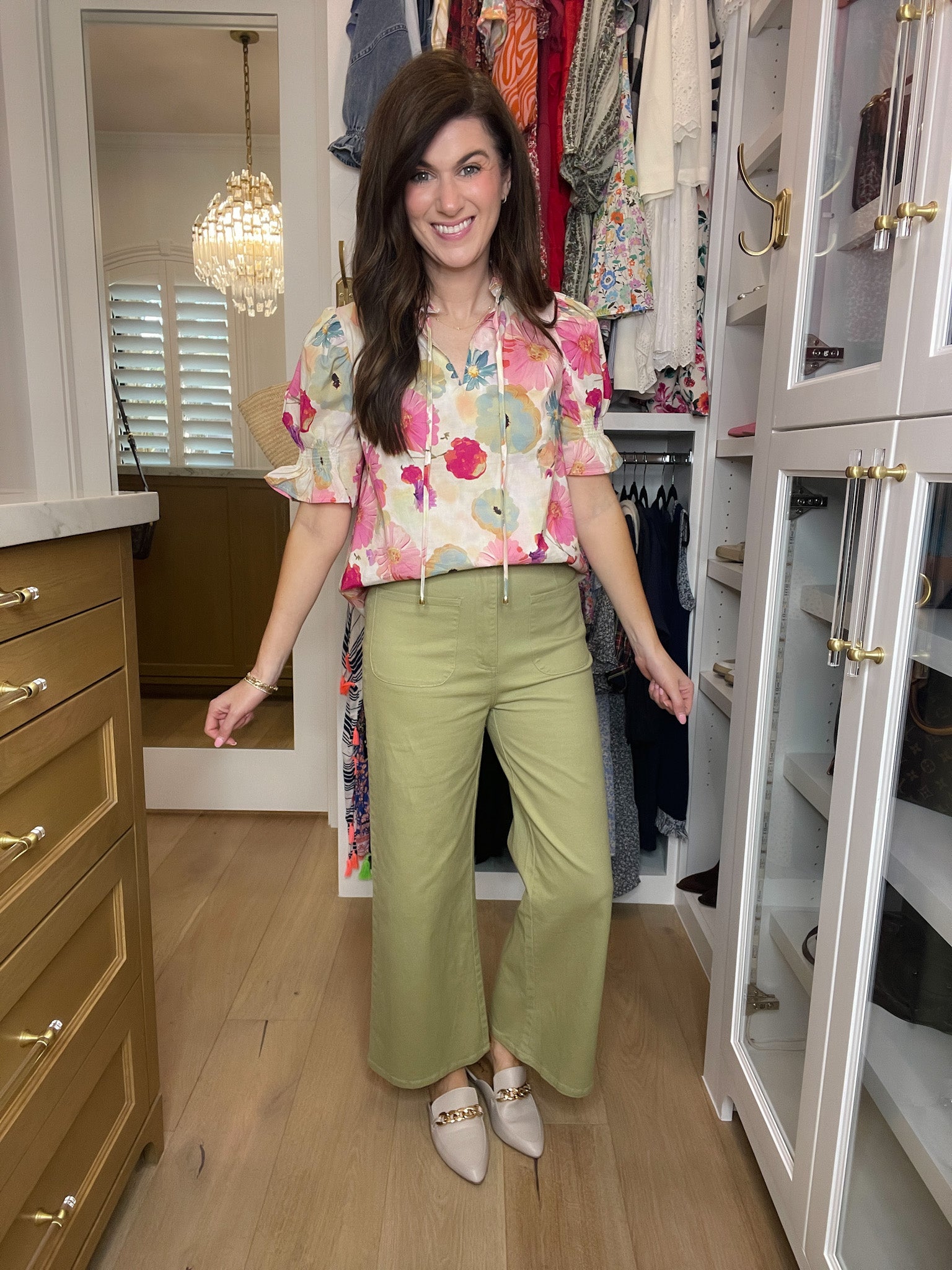 Lennon Patch Pocket Cropped Pants in Light Olive