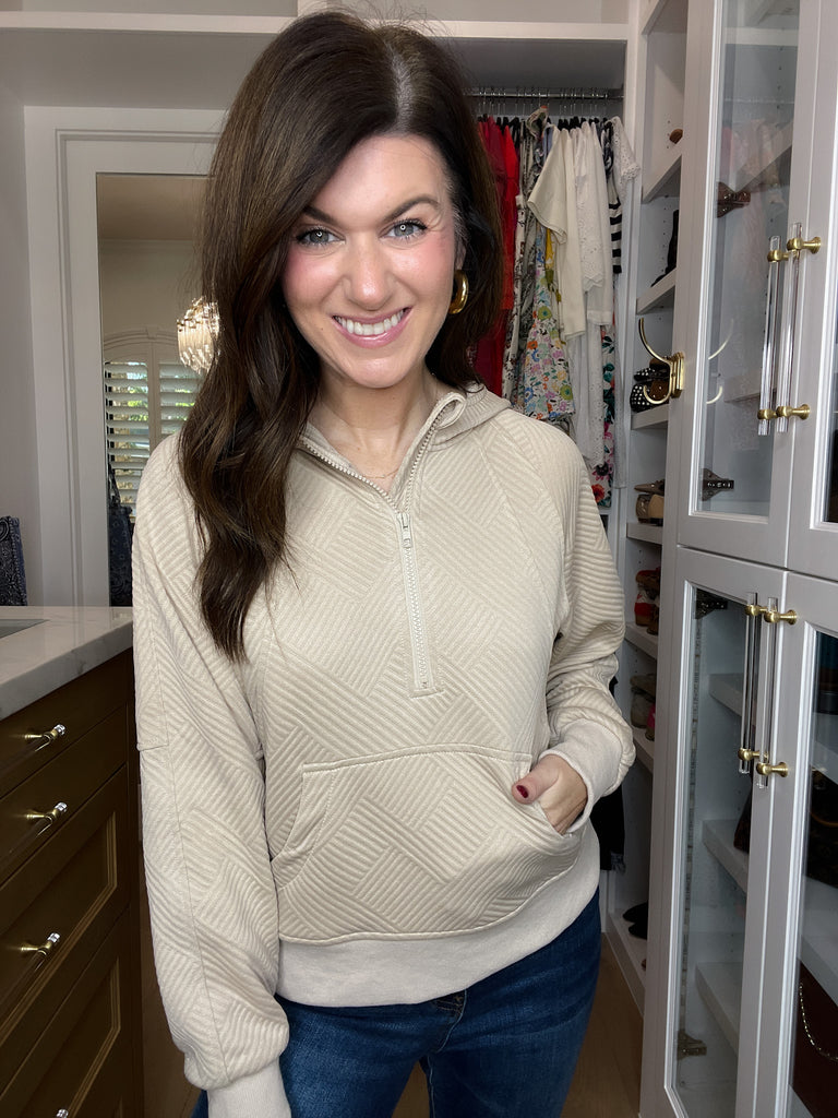 Gridline Textured Half-Zip Pullover in Taupe