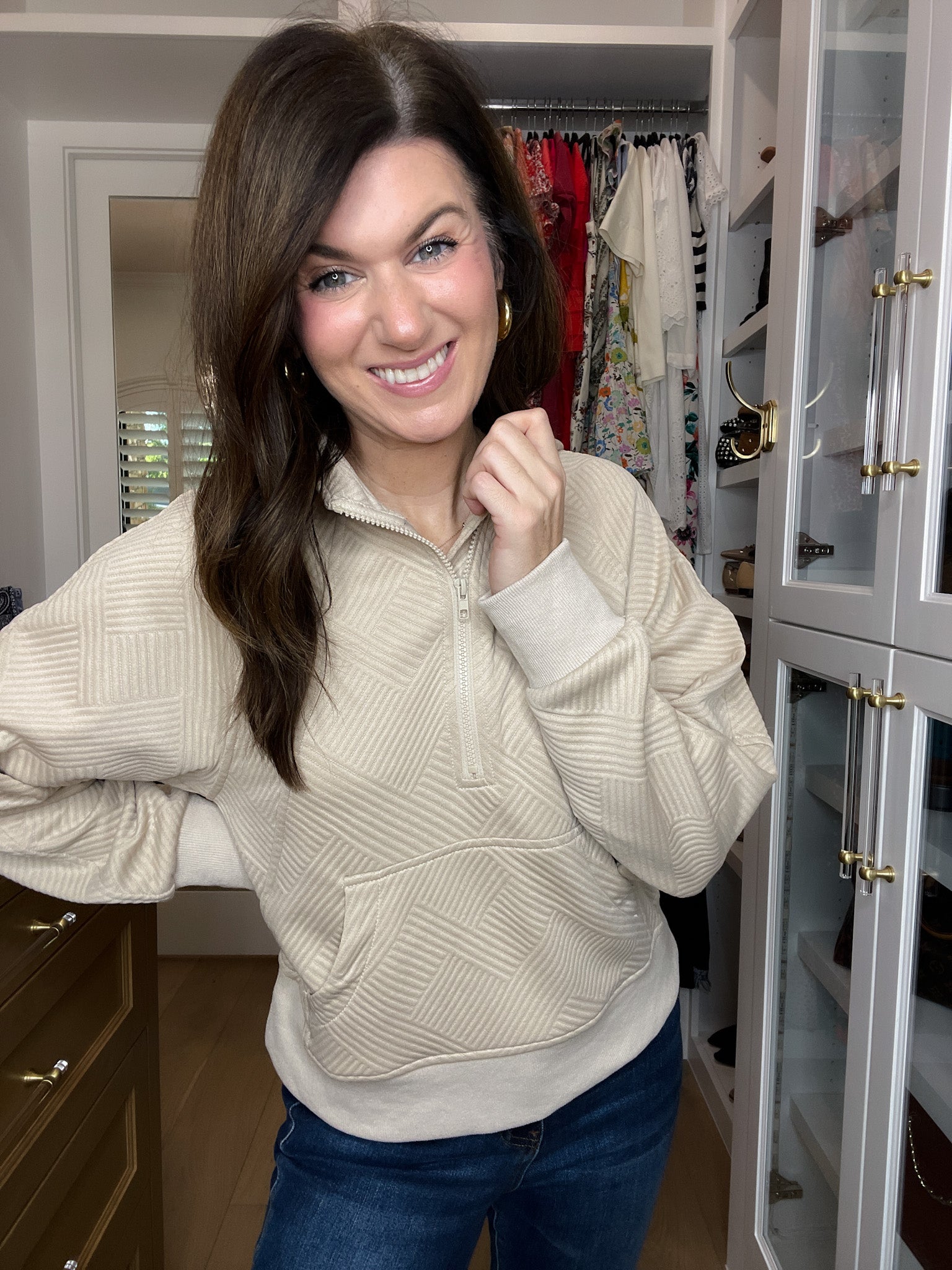 Gridline Textured Half-Zip Pullover in Taupe