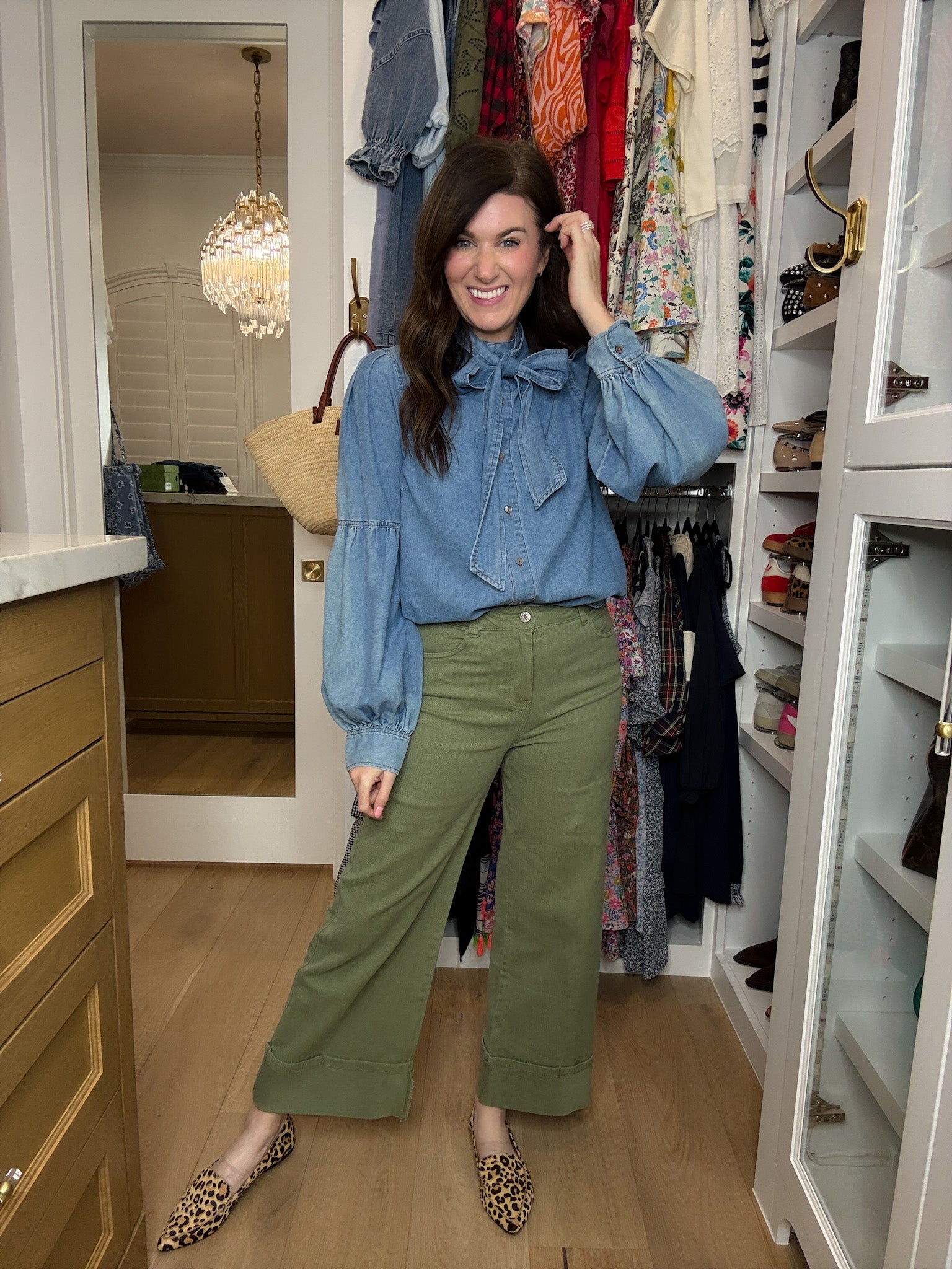 Camden Cuffed Jeans in Olive