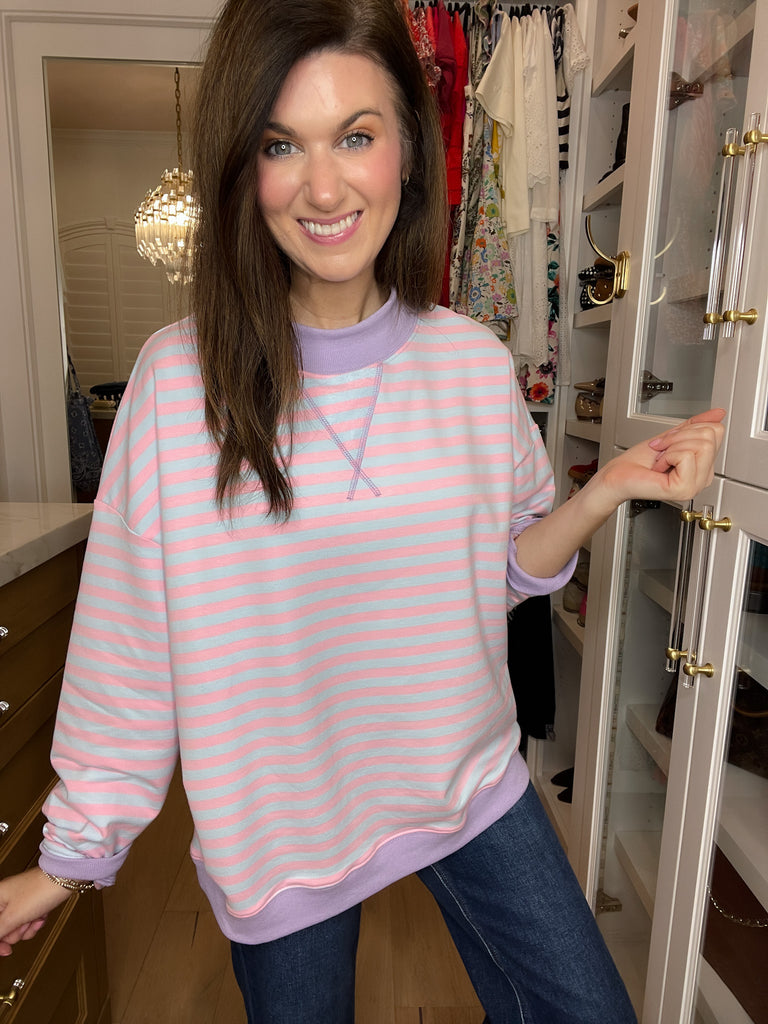 Off-Duty Mock Neck Pullover in Pink/Blue