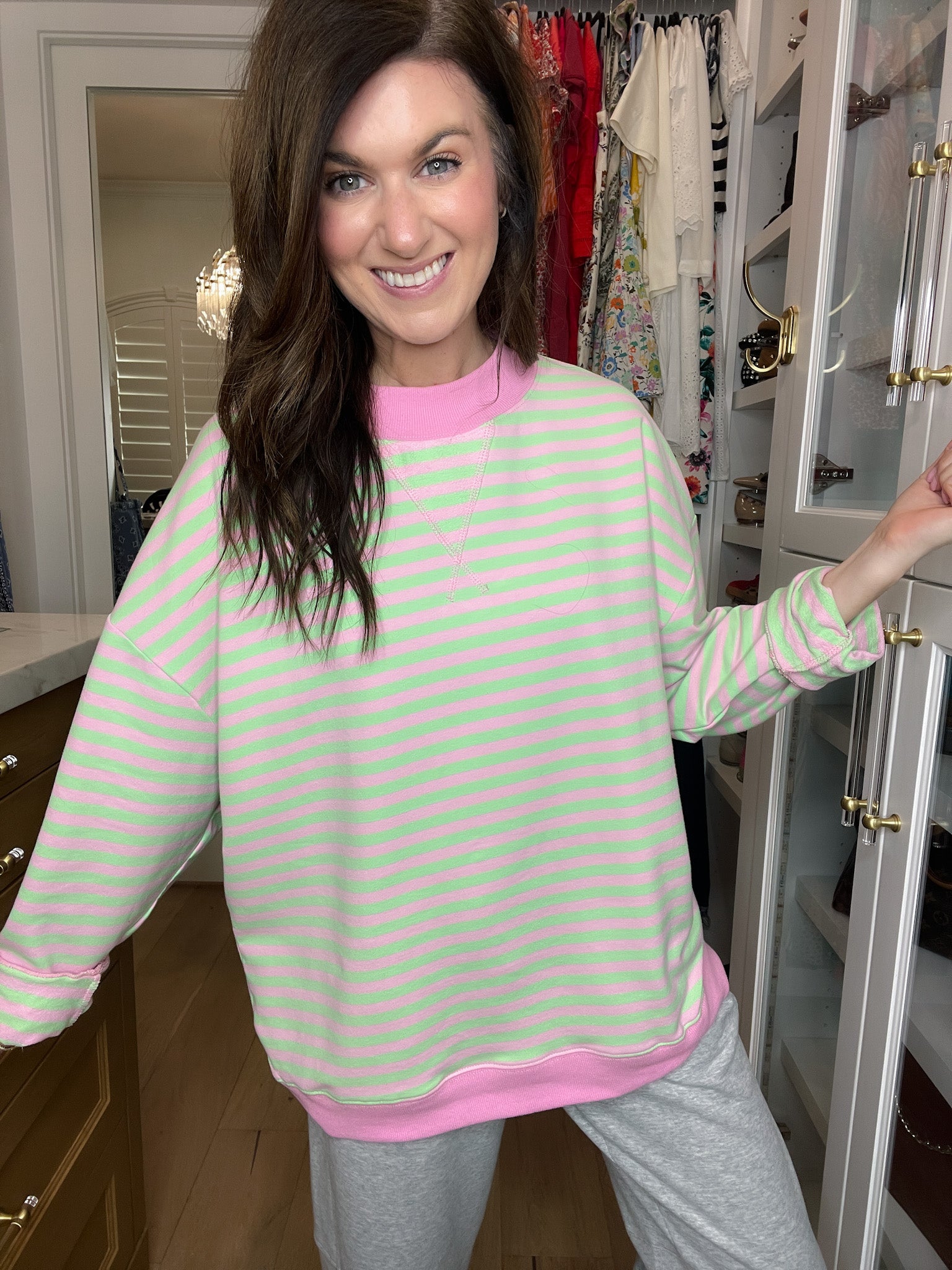 Off-Duty Mock Neck Pullover in Pink/Mint