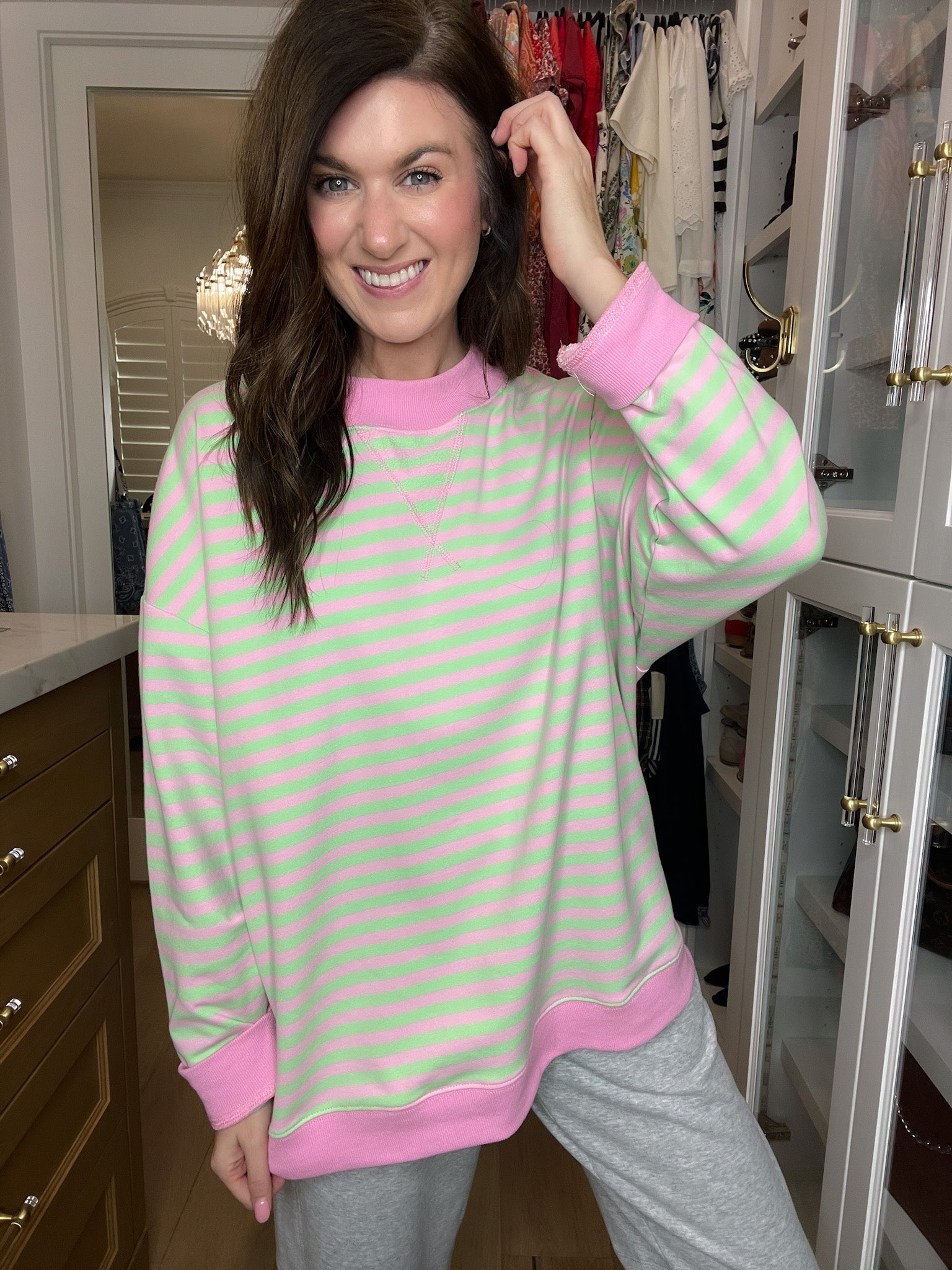 Off-Duty Mock Neck Pullover in Pink/Mint