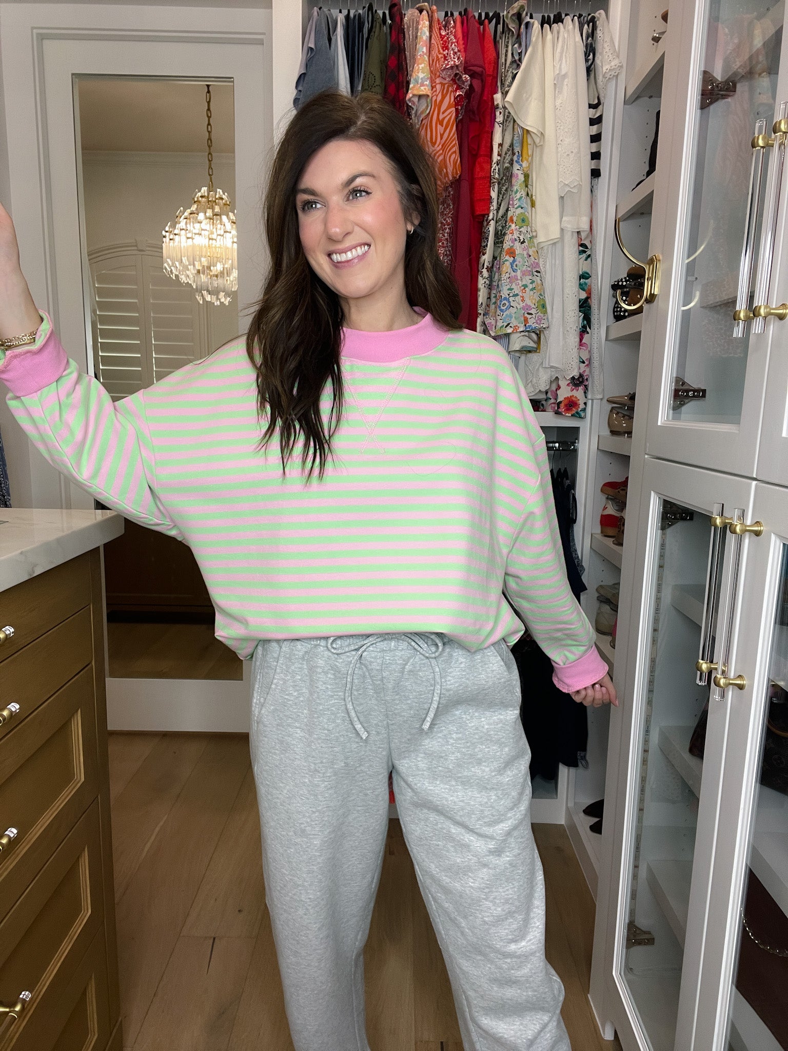 Off-Duty Mock Neck Pullover in Pink/Mint