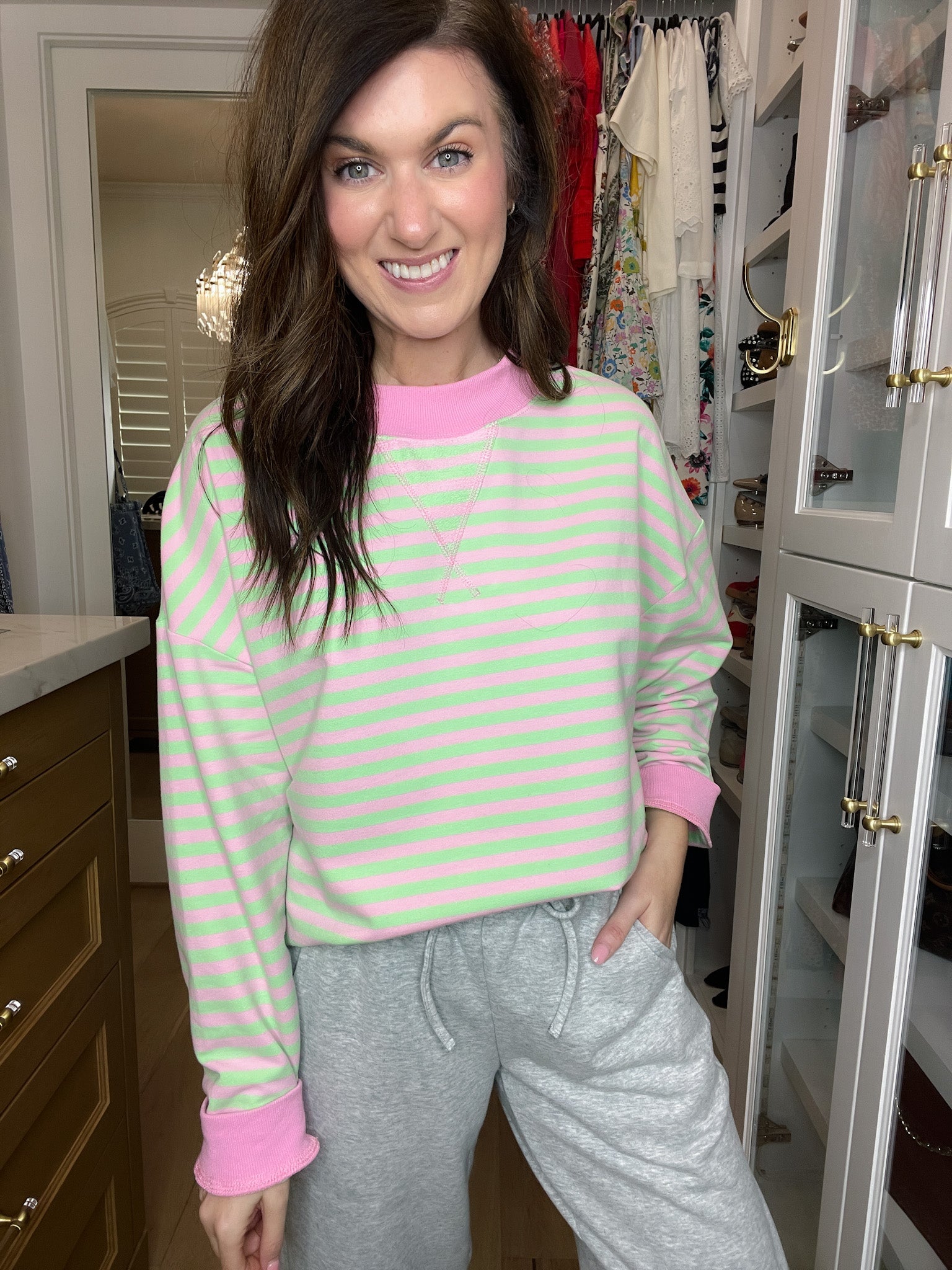 Off-Duty Mock Neck Pullover in Pink/Mint