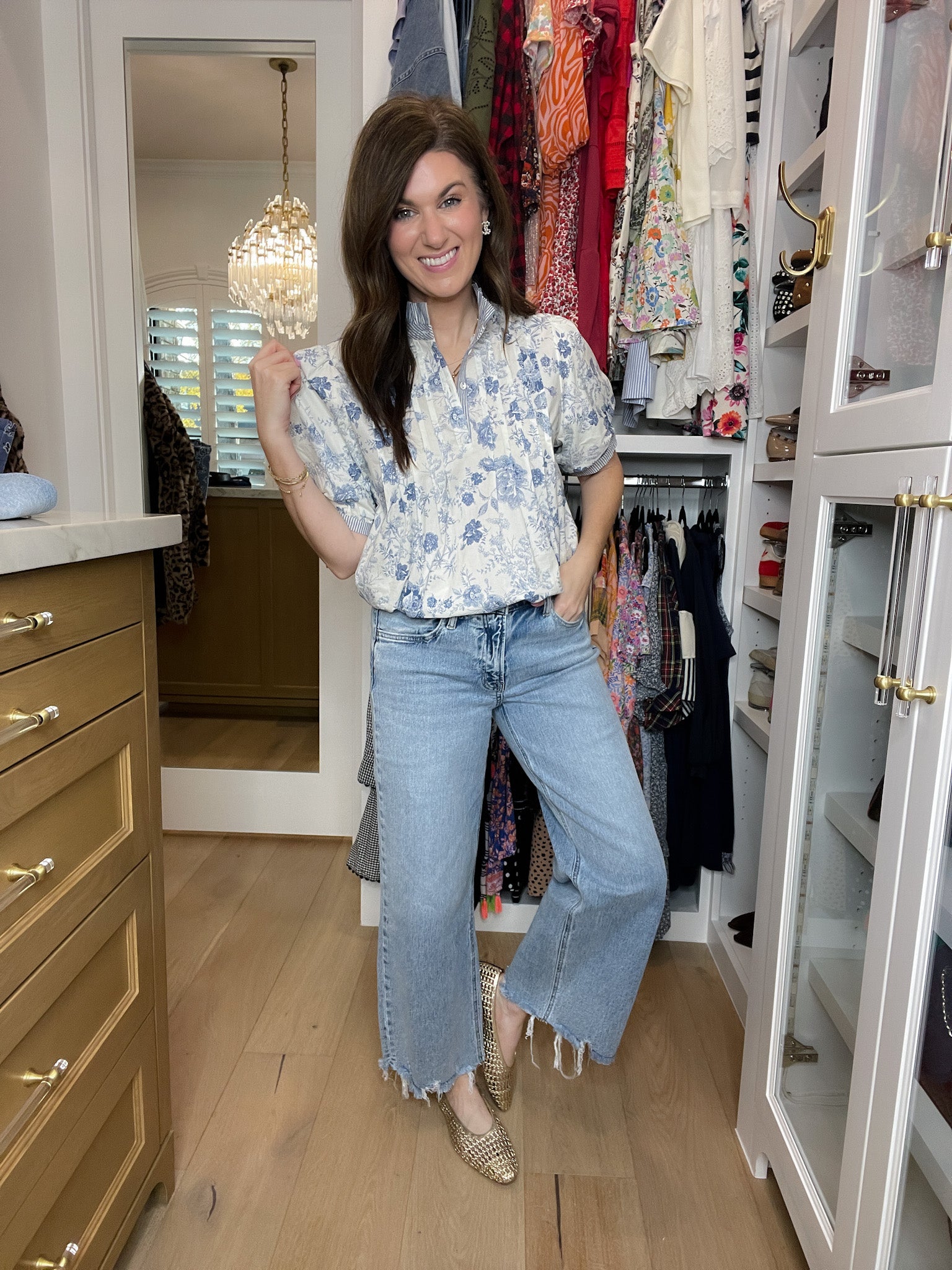 Vervet Livvie Mid Rise Wide Leg Jeans