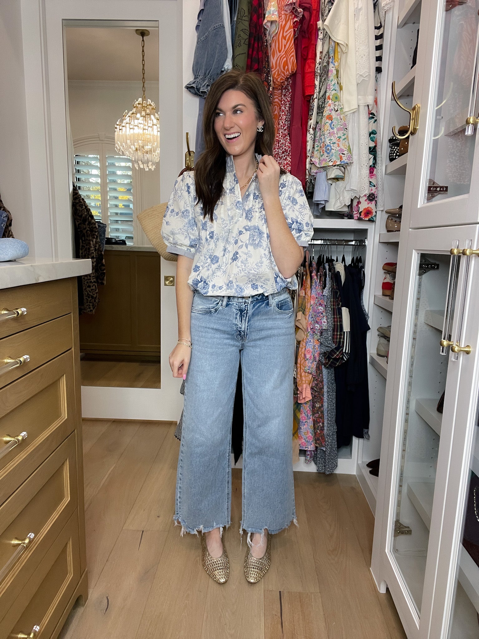 Vervet Livvie Mid Rise Wide Leg Jeans