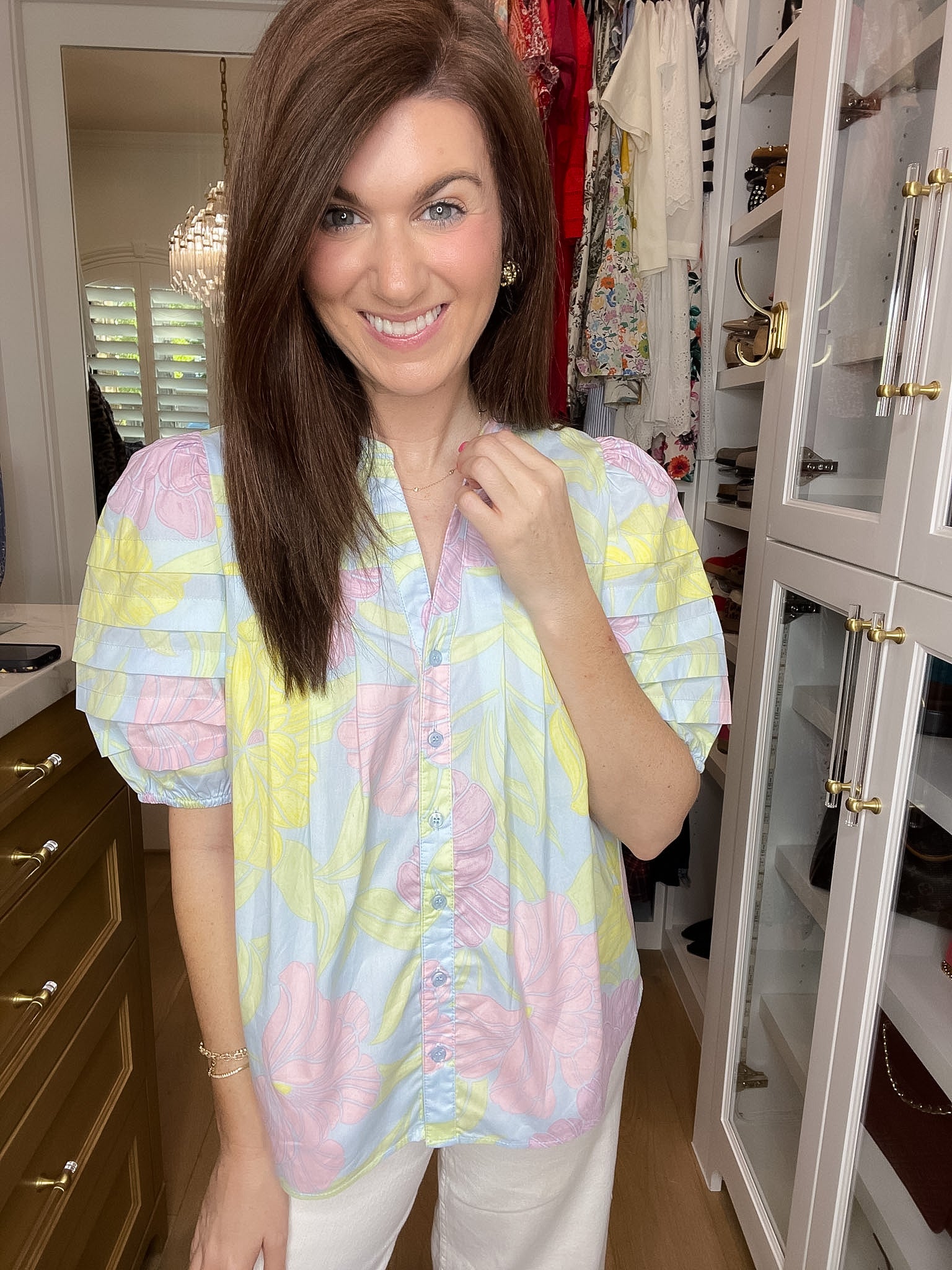 Sugarlips Court Button Down Top in Brisa Floral