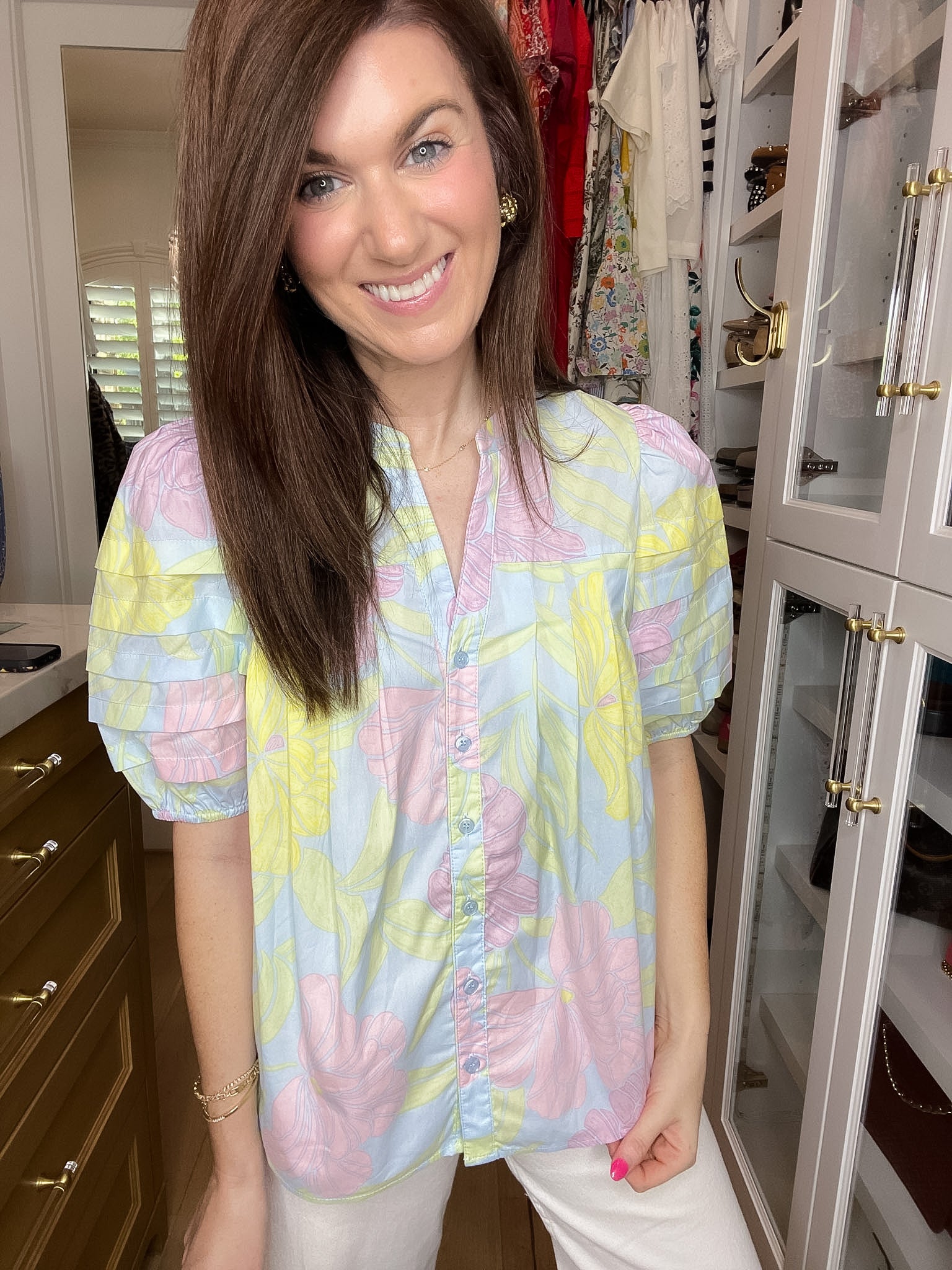 Sugarlips Court Button Down Top in Brisa Floral
