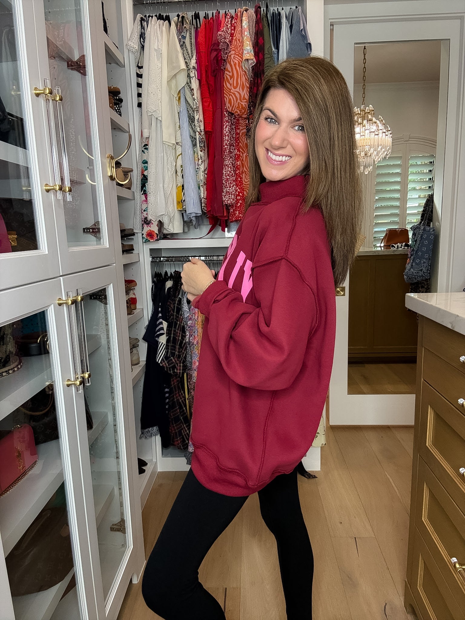Dilly Dally Mock Neck Pullover in Burgundy